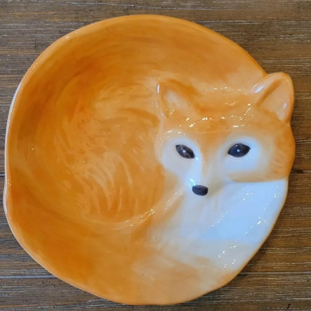 BETTER HOMES AND GARDENS HERITAGE COLLECTION 8" FOX PLATE EARTHENWARE
